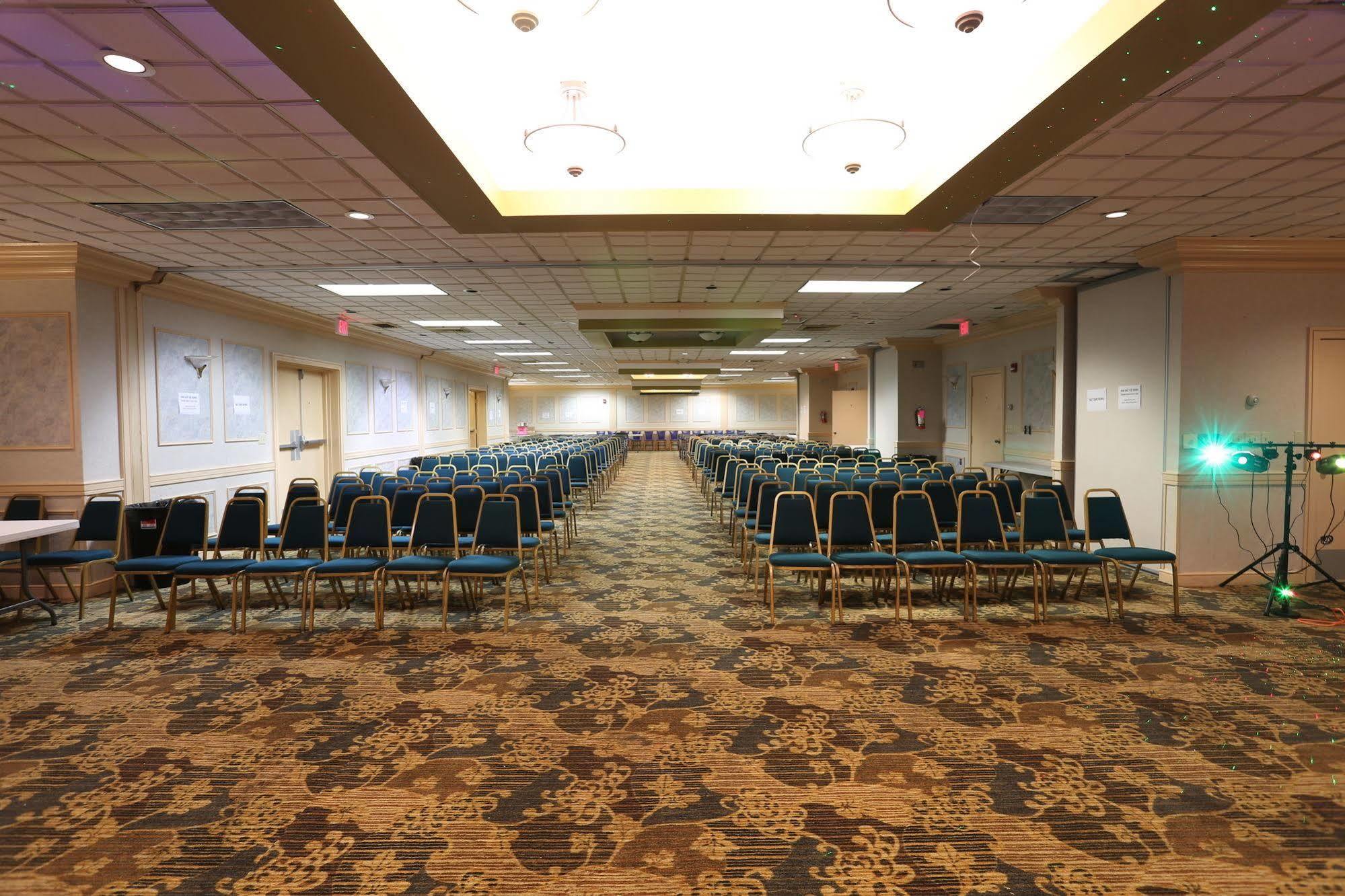Magnuson Grand Columbus North Hotel Luaran gambar